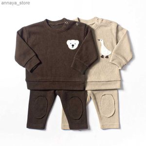 T-shirts 2PCS Baby Boy Clothes Set Spring Autumn Knitted Fashion Patch Long Sleeved Top+pants Newborn Outfit Animal PrintL2404