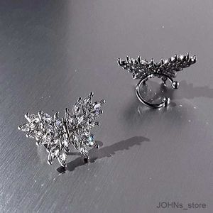 Charm Nytt glittrande Zircon Butterfly Ear Clip för kvinnor Enkel skivfärgvinge utan piercing öronmanschettklipp på örhängen smycken