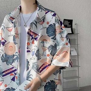 Flor de mangas curtas de seda de gelo para a marca de moda de verão masculina Pi Shuai Pangzi Grande Camisa de praia havaiana solta e casual