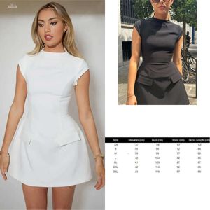 Casual Dresses Elegant High midje Bodycon Mini Dress Women Fashion Round Neck Short Sleeve Zipper 2024 Chic Y2K Street Vestido C1