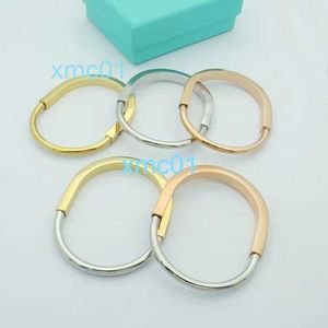 TTT-Family Horseshoe Shaped Titanium Steel Armband Rose Gold Jewelry