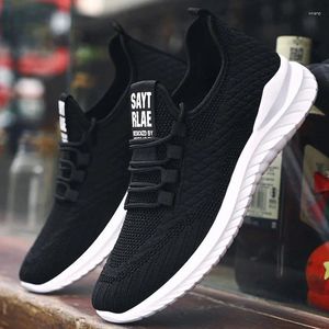 Casual Shoes Men's Leather Classic Fashion Flat Slip-on Dress Trevliga män Sneakers