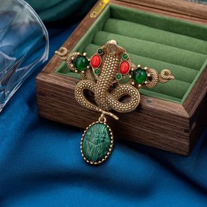 Brooches Europe And America Copper Retro Exquisite Fashion Trend Snake Brooch Series Jewelry For Woman 2024