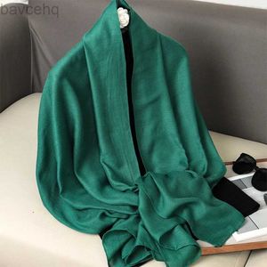 Sjalar 2023 ny solid bomullshalsduk för kvinnor vinter varmt tassel linne pashmina halsdukar hijab lady foulard sjalar wraps kvinnliga bandana d240426