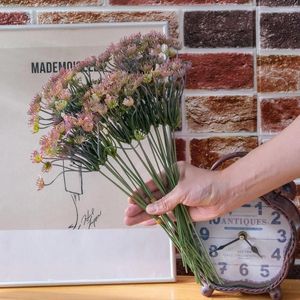 Dekorative Blumen 35,5 cm handgefertigtes Plastikpflanzen Gras Hochzeit Hintergrund Dekoration Kranz Accessoires Luxus Wohnkultur Festlichkeit DIY