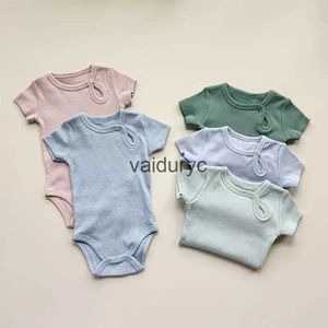 Rompers Baby Rompers Summer Solid Basy Boy ONEEVE STANTE SHEVE NEW BATH BATON BOTTH GAMPH GAMPH BODY BOTHIUTH FUFFANT HAESI H240429