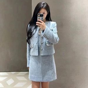 Jackets femininas Mulheres no início da primavera na moda enevoada de pescoço redondo de pescoço redondo/mesmo estilo mini vestido sem mangas de estilo