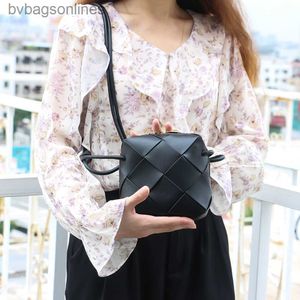 Top Grade Bottegs Venets Designer Bags Spring/summer Fragrant Leather Crossbody Bag Cowhide Small Bag Woven Box Bag Shoulder Small Square Bag Bags with Real Logo