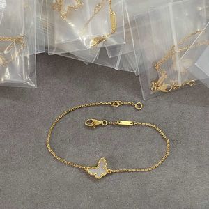 Piccola sorpresa che vende bracciale di gioielli globali per la bellezza urbana Gold Nuovo braccialetto farfalla avanzato e con comune vnain