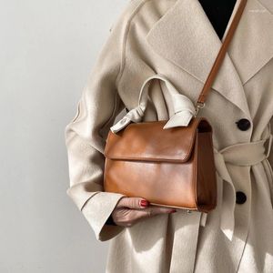 Axelväskor koreanska ulzzang handväska kontor lady väska vintage messenger pu chic stor kapacitet ins mode fasta kvinnor