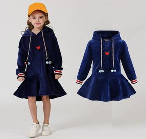 Adolescenti invernali Girls con cappuccio con cappuccio abiti da maglione più vestito tutu in velluto per 414 anni Caldo bambini abiti da ragazza casual abiti da ragazza casual wueu7445036