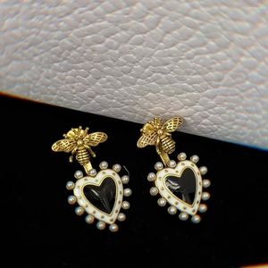 Stud Earrings Bee Heart Beautiful Stylish Personality