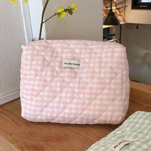 Cosmetic Bags Pink Plaid Women's Storage Large Capacity Ladies Bag Make Up Case Simple Female Clutch Purse Girls Pouch Handbags