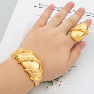 Luksusowa panna młoda 18K Gold Color Dubai Bolegle z pudełkiem dla kobiet afrykańska etiopska bransoletka pierścionka okrągłe biżuterię Prezenty na przyjęcie weselne 240423