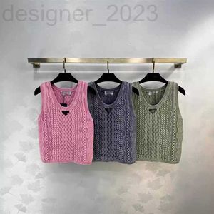 Kadın Tankları Camis Designer 24 İlkbahar/Yaz Ürünü Yuvarlak Boyun Yün Pamuk Yamaç Üçgen Marka Moda Çok Yönlü Tank Top