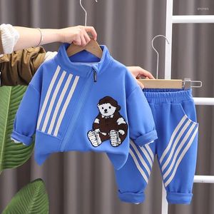 Kläderuppsättningar Baby Boys Outfit Set 2024 Spring Autumn Korean Style Fashion Diagonal dragkedja långärmad jackor och byxor 2st barn