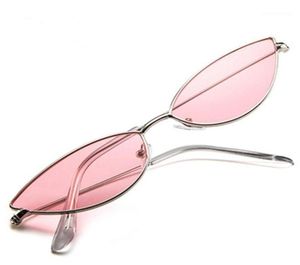 Óculos de sol 2021 Eardo de gato sexy Mulheres retrô pequeno preto vermelho rosa Cateye Sol óculos femininos Tons vintage para UV4004009690