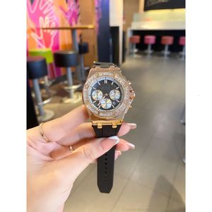 Designer Royalls Women Luxury Men's Series APS Män armbandsur Titta på Sports Leisure Montre de Luxe Cqqi 4Thoyq6x Yq6xmszg