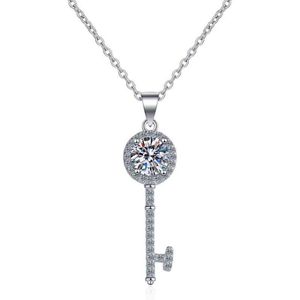 Passed Diamond Test Moissanite 925 Sterling Silver Key Simple Clavicle Chain Pendant Necklace Women Fashion Cute Jewelry 05-1ct258i