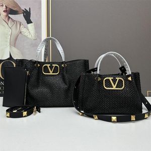 Halm shoppingväska designer väska på väska för kvinna pläterade guldmönster purses stor kapacitet lyxväska vävs sommarstrand handväska trendig xb154 c4