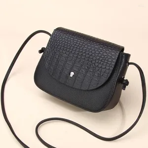 Shoulder Bags Leather Bag Women's Fashion Simple Stone Grain Soft Cow Magnetic Buckle Shell Mini Versatile Slant Span