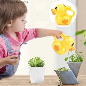 Sand Play Water Fun Cute Duck Water Tank Bath Toy Shampoo Baby Beach Swing Pool Dusch Water Toy Elephant Water Tank Toy Q240426