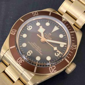 High Grade Version Tudery Designer Wristwatch Rudder 1958 39mm Bronze Brown Automatic Mechanical Mens Watch 79012m Watches