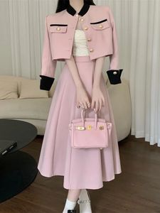 Hochwertige kleine Duftes zweiteiliger Frauen Kurzjacke Coat Long Rock Anzüge Korean Elegant Fashion OL 2 -Stück Sets 240419