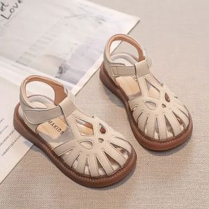 Girls Sandals Summer Light Luxury Fashion Soft Bottom Non-slip Princess Shoes All-match Childrens Shoes Boutique 240416