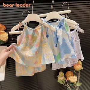 衣料品セットベアリーダー2024夏のハロー染色油絵スタイルの女の赤ちゃんのセットサスペンドトップショーツ2ピース