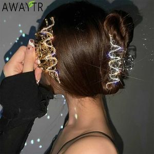 Hårklämmor Barrettes Awaytr Rhinestone Metal Hair Claw Crab Clip for Women Girls Shiny Barrette Hairpin Crystal Pearl Hair Accessories Smycken Gift 240426