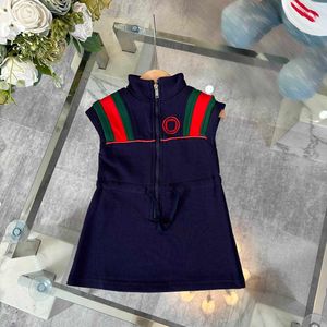 Girls Partydress Colorful Stripe Design Baby Kjol Storlek 100-160 cm barn Designerkläder blixtlås Design Princess Dress 24 April