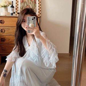 Kadın pijama dantel Nightgown Kadın Kore Ruffles Gece Elbise Bahar Tek Parça Pijamalar Uzun Kollu Kare Yaka Ev Giyim 2024