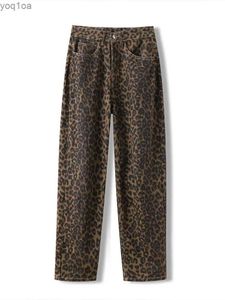 Jeans maschile leopard ad alta vita jeans pantaloni tasca con gamba pantaloni da strada abbigliamento y2k moda 2024 jeans sciolte mamma jeansl2404