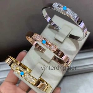 High-end Luxury H Home Bangle Gaoding Kelly Half Diamond Bracelet Plated 18k Yellow and White Gold Pig Nose Full of Sky Star Jewelry Light Luxury