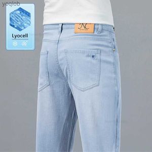 Herren Jeans Sommer Herren Ultra-dünne Jeans hell weiß blau Lyocell Stoff atmungsaktiv und locker gerades Geschäft Casual Herren Denim Troussersl2404