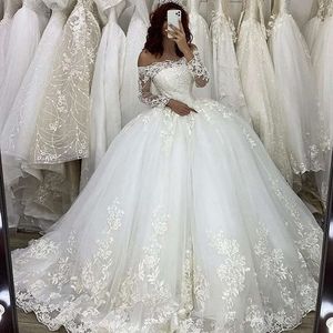 Vestido de manga Long Dubai Lindas vestidos de bola Princesa Ball Apliques de renda vestidos de noiva vestido de novia casamento capela