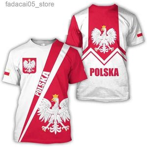 メンズTシャツグラフィック3DフルプリントTシャツとポーランドの旗夏の夏の半袖カジュアルカジュアル特大ファッショナブルトップQ240425