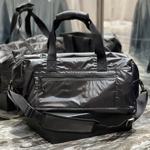 디자이너 가방 Nuxx 더플 in Nylon Shoulder Bag Luxury Men Women Nylon Backpack Metal Hardware Top Zipper Closure Crossbody Bag Travel Sport Gym Bag