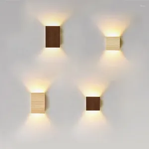 Wall Lamp Modern LED Wood Square Sconce Bedroom El Hallway Garden Living Room Stairs Decoration Lighting Lustre