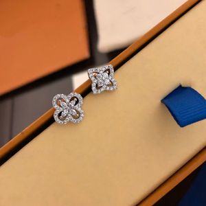 Blossom Den telle De Diam ants Sun stud Designer Silver Needle Simulated Diamond Earring Studs Four Leaf Clover geometric stud Jewelry Earing