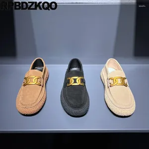 Scarpe casual in pelle scamosciata uomo di moda scivolare su metallo europeo più eleganti mocassini per il tempo libero piatti marroni in gomma tela rotonda tendenza