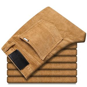 6 Color masculino Cordamento de veludo calças casuais estilo de inverno Fashion alongamento de calças de ajuste regular da marca masculina Roupas de marca 240422