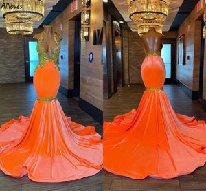 Aso Ebi Orange Velvet Prom Dresses Sexy Backless Halter V Neck Women Formal Gowns Gold Lace Appliques Beaded Second Reception Evening Party Dress Vestidos CL3532