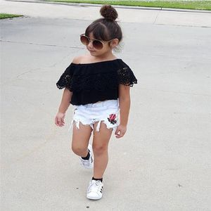 Kleidung Sets Hooyi Sommerkleidung Set für Kinder Girls Spitzen ein Schulter T-Shirt Schwarz Top White Jeans Shorts Rose Druck Outfit