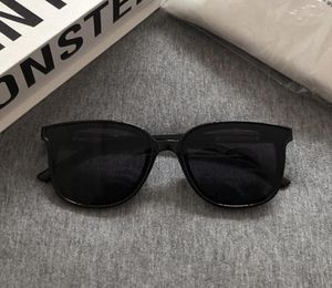 Солнцезащитные очки 2022 Женщины Бренд Классический Квадратный рамный рамка солнце