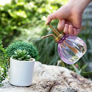 1 st plastglasbronsstil Retro Watering Pot Flower Antika växter Dusch Crafts Burs Bottle Small Garden Tools 240425