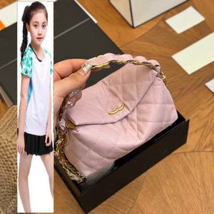 Kids Bags Hobo Makeup Bag Designer Womens Shoulder Bag 19cm Leather Ringer Gold Hardware Metal Buckle Braided Top Luxury Handbag Matelasse Chain Crossbody Bags Fash