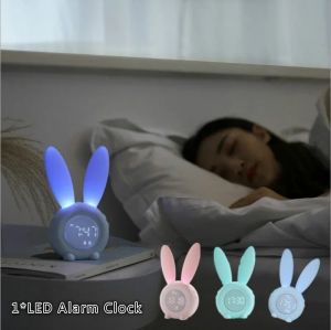 Klockor LED Small Alarm Clock Sound Sensory Timing Clock Night Lamp med Sleep Lamp Rabbit Timing Night Lamp Desk laddningsbar klocka