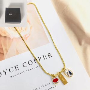 Hot Crystal Letter Designer Pendant Pearl Necklace Chain Brand Halsband 18K Gold Plated Titanium Steel Choker Women Wedding Jewelry Accessories Gift With Box